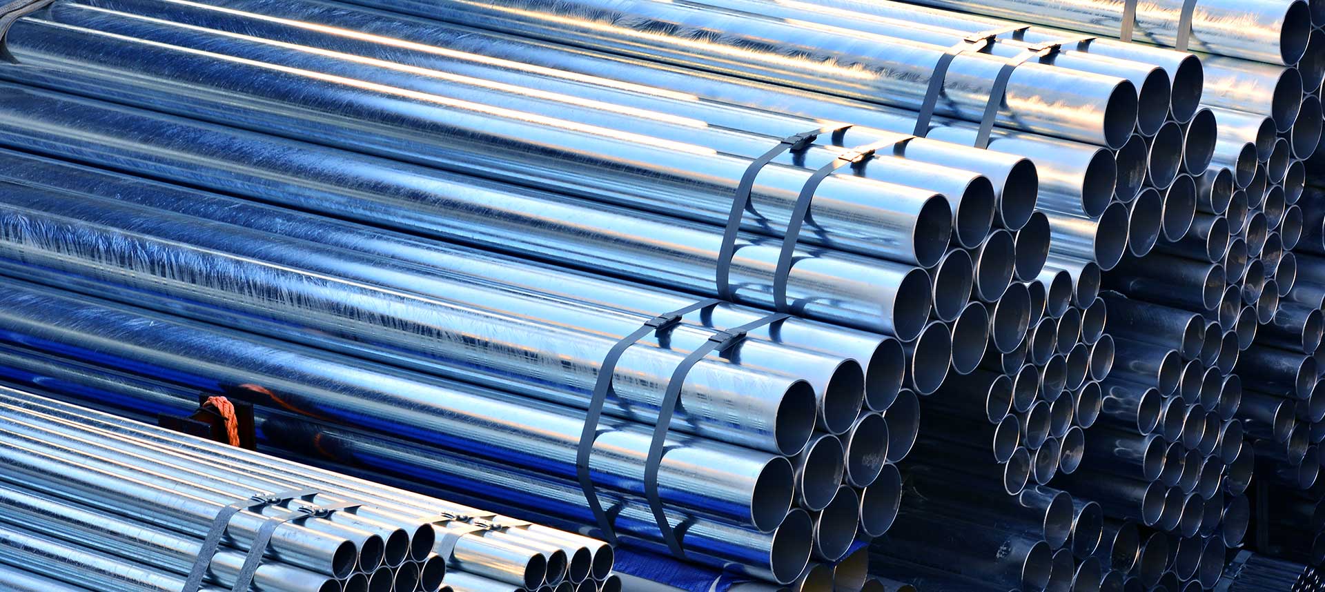 Exploring The Different Types Of Seamless Pipes